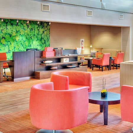 Courtyard By Marriott Erie Ambassador Conference Center Hotel Ngoại thất bức ảnh