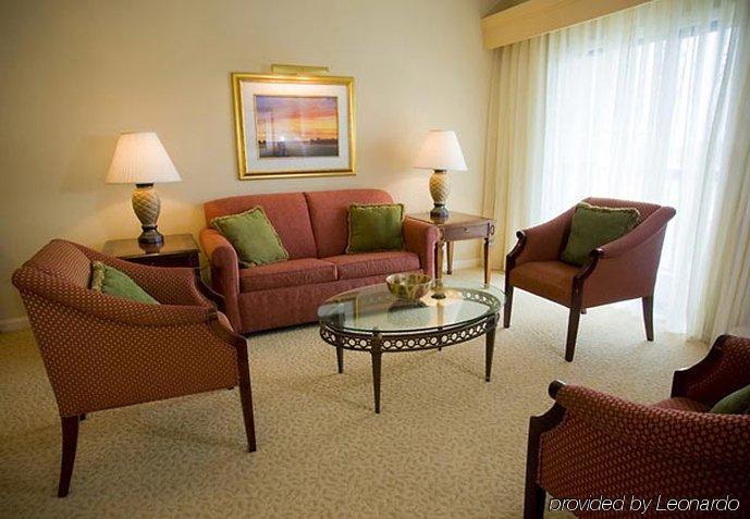 Courtyard By Marriott Erie Ambassador Conference Center Hotel Phòng bức ảnh